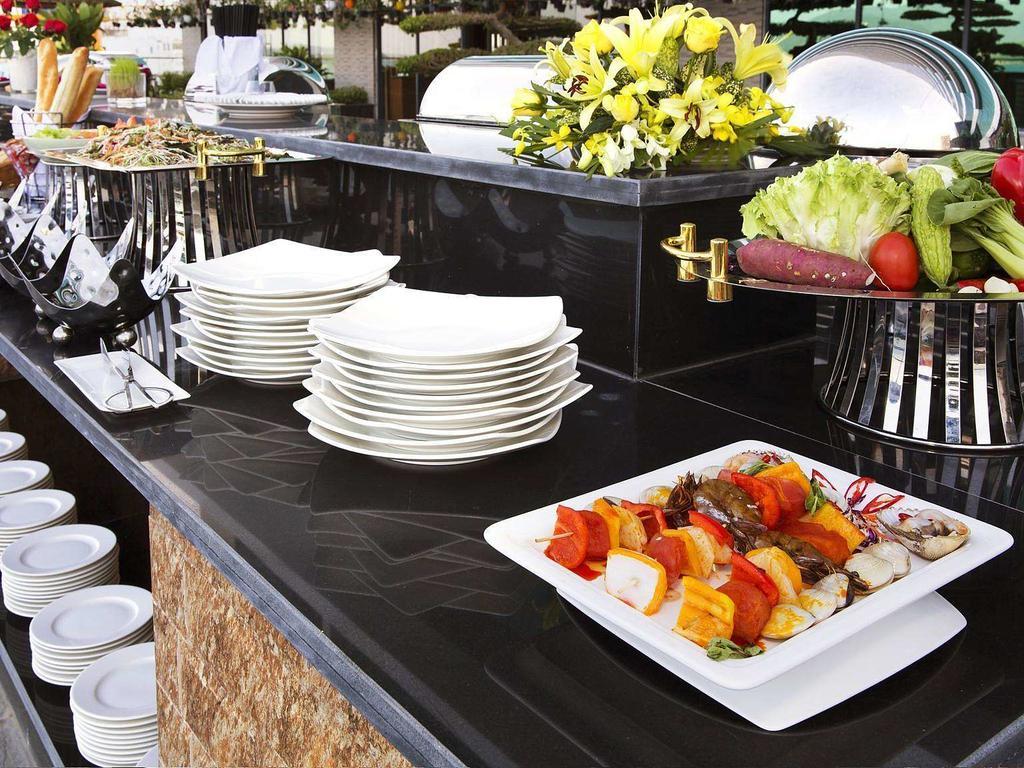 Nha Trang Star Beach Apartments Екстер'єр фото