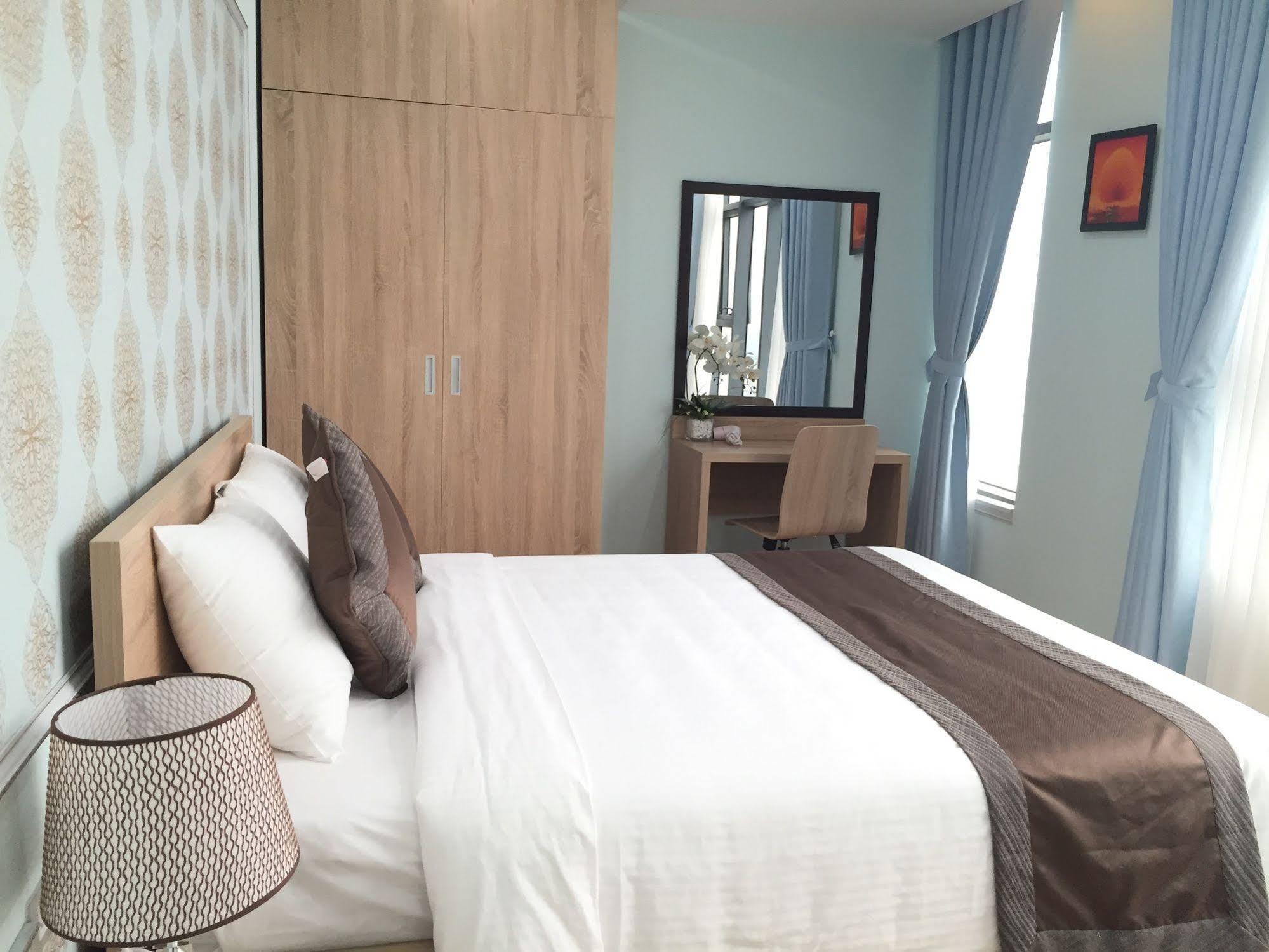 Nha Trang Star Beach Apartments Екстер'єр фото