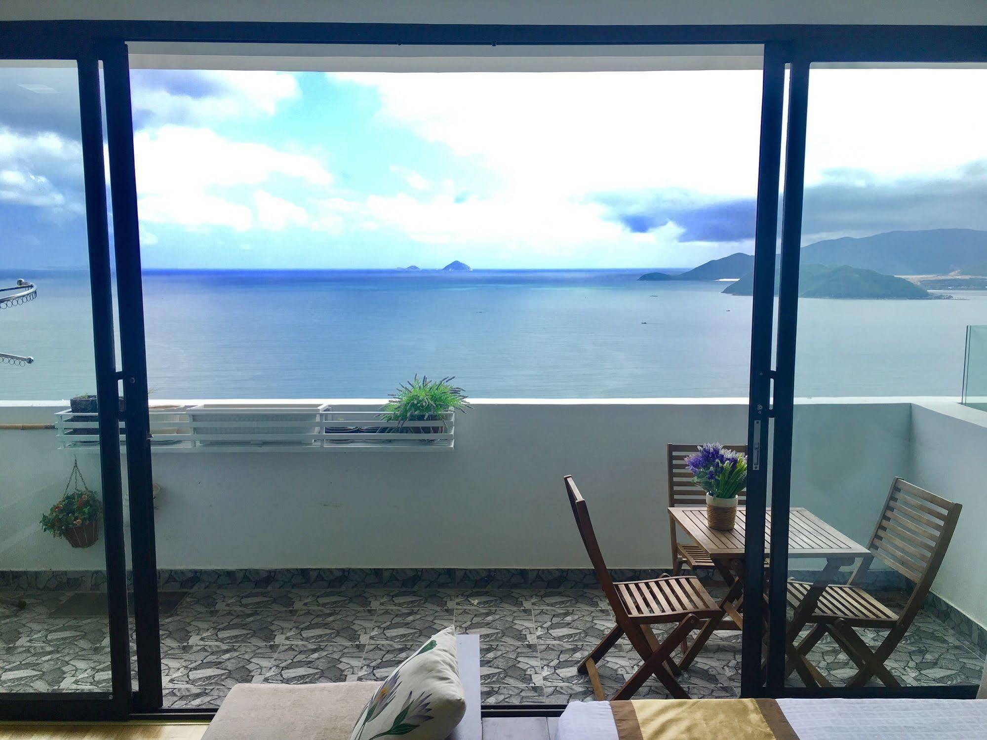 Nha Trang Star Beach Apartments Екстер'єр фото