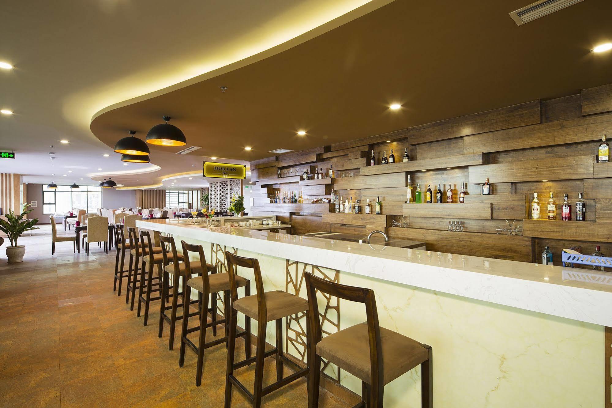 Nha Trang Star Beach Apartments Екстер'єр фото