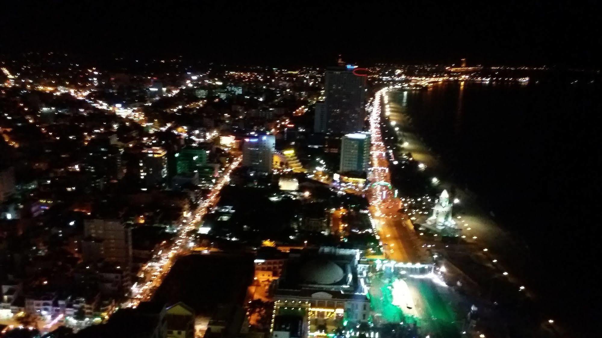Nha Trang Star Beach Apartments Екстер'єр фото